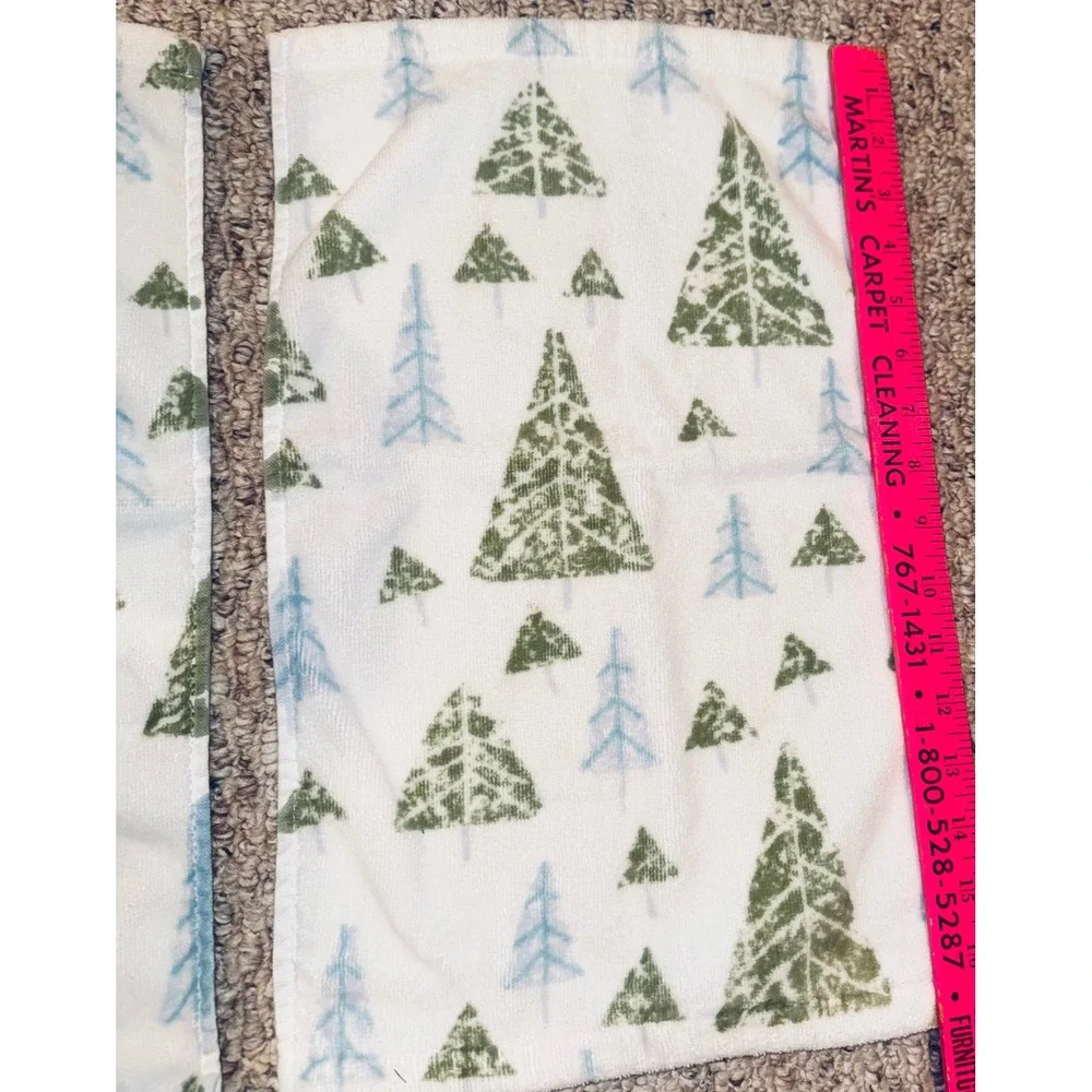 Rare Nautica Home Tree Farm Green Pine Tree Cotton Fingertip Towels Set of 2